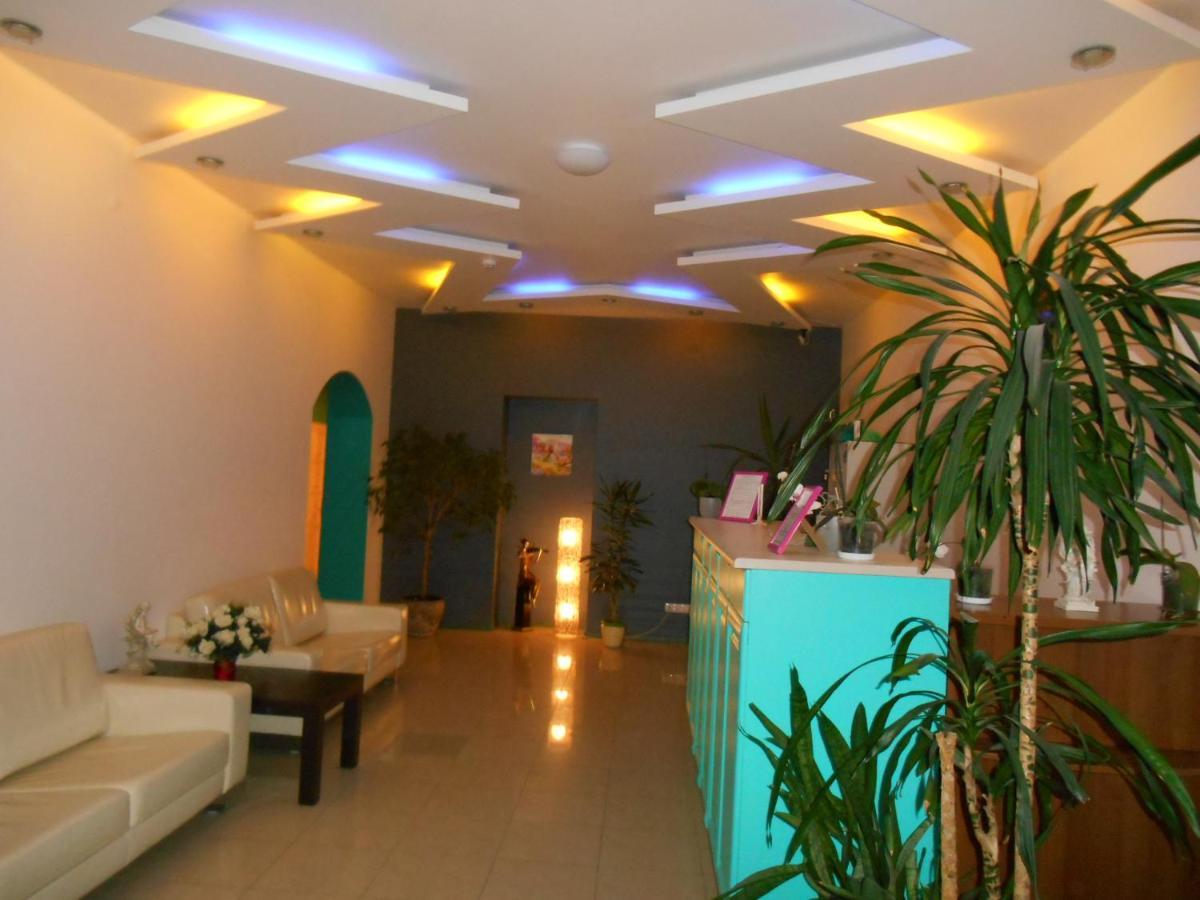Happy Home Hostel Odesa Exterior foto